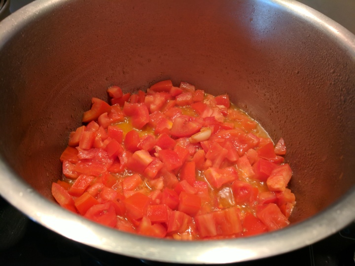 IMG_20170927_100324-Tomatoes cooking.jpg